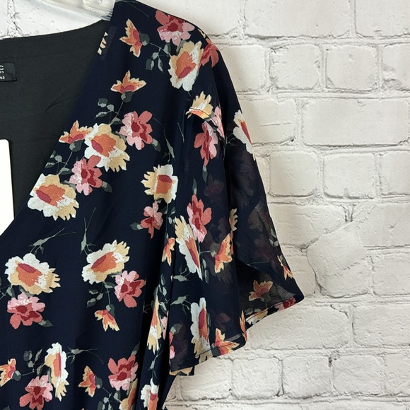 BloomChic Navy Floral Pocket Split Sleeve Asymmetrical Hem Dress Size 12 Large - Picture 3 of 6